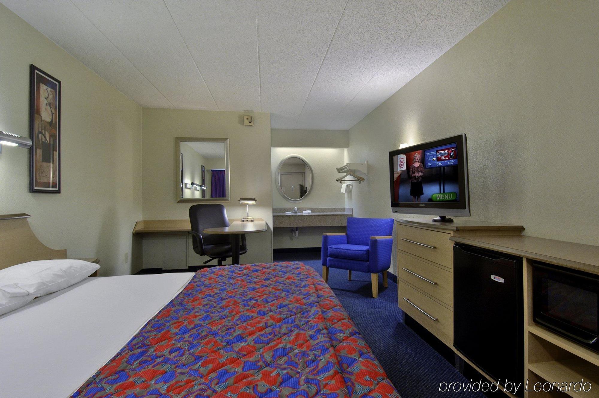Red Roof Inn Parsippany Exterior photo